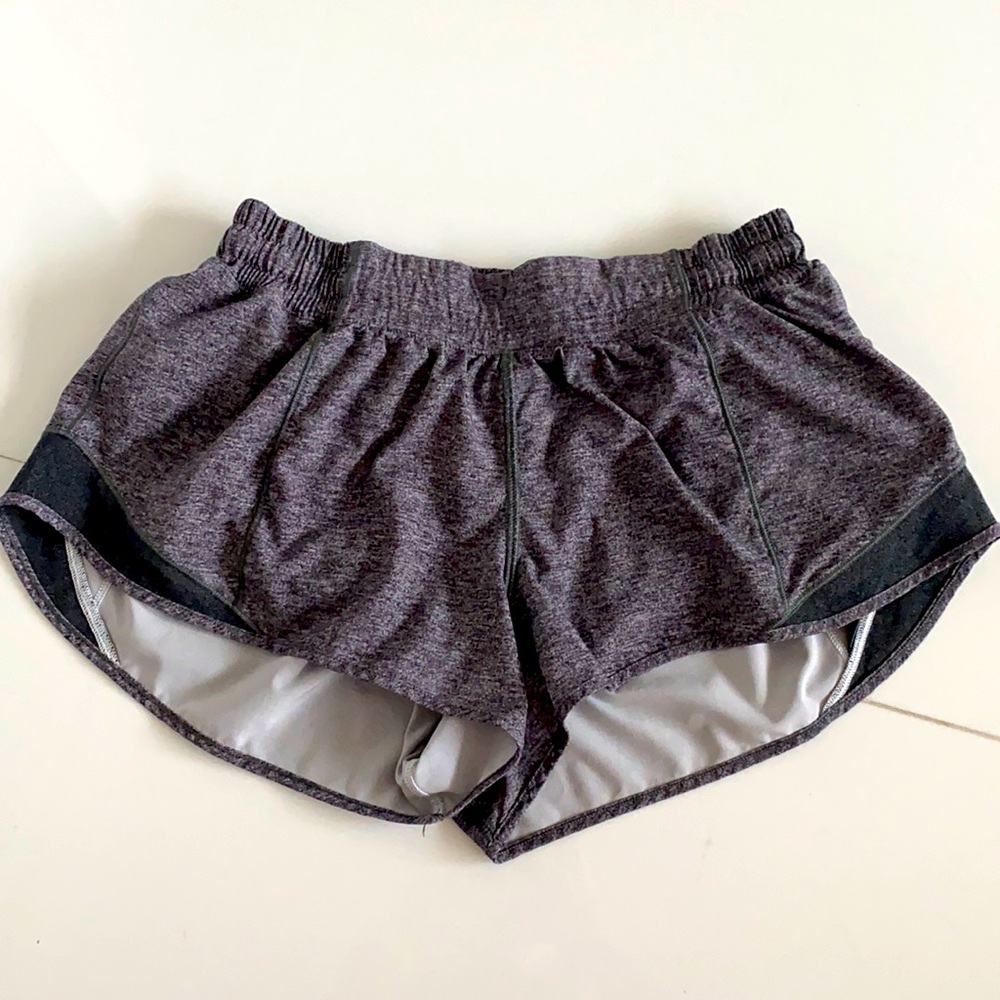 Lululemon hotty hot shorts size 8